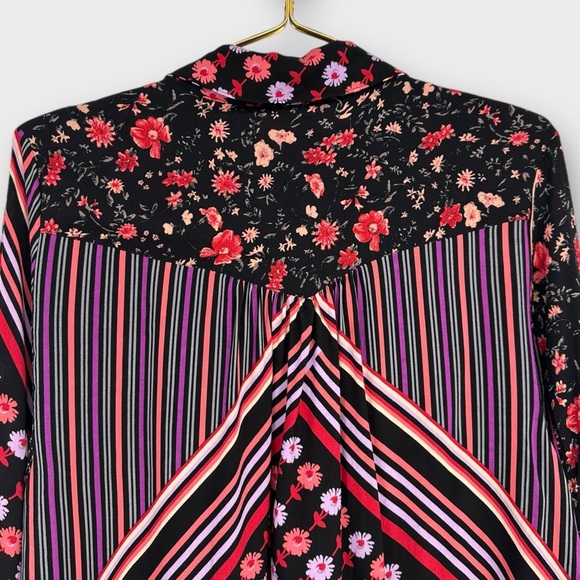 FREE PEOPLE Hazel Button Down Top size M Boho Floral Colorful Hippie - Picture 6 of 11